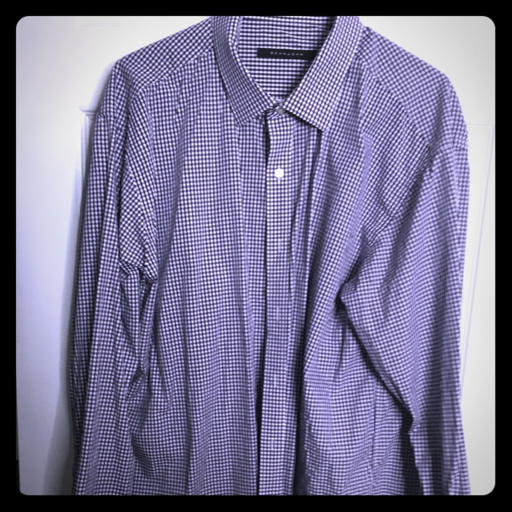 Sean John Men’s dress shirt.